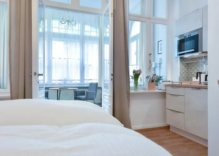 Schloss Hohenzollern 13 *